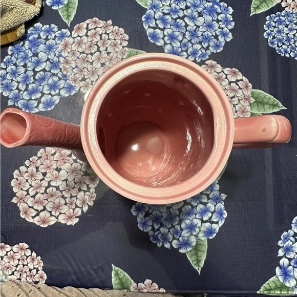 🖤🐉 Disney Maleficent Pink Rose Ceramic Teapot 🐉🖤 - Picture 2 of 3